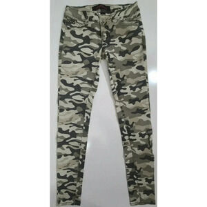 Almost Famous Junior Women's Skinny Jeans Size 0 Camouflage Gray Green Beige